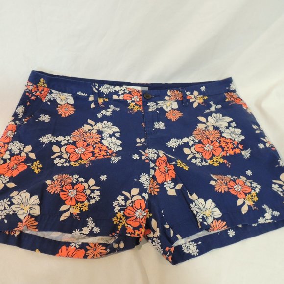 Old Navy Pants - old navy womens flower shorts size 14